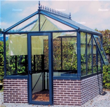 8ft wide Greenhouse 38