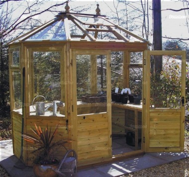Octagonal Greenhouse 90