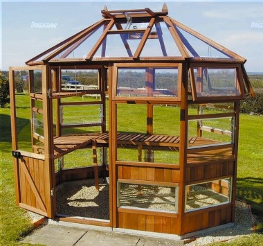 Octagonal Greenhouse 89